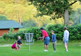 frisbee golf