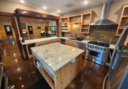 Fully Stocked Kitchen
