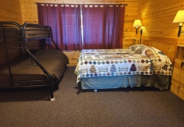 Queen bedroom with twin over full bunk